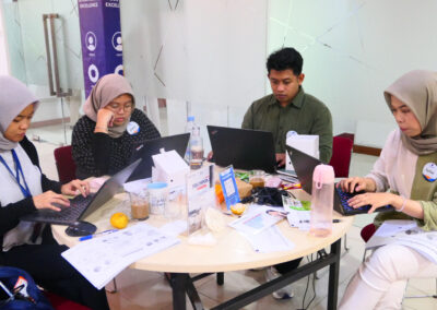 Thanks Card After Training Smart Presentation with Data Visualization (PT Traktor Nusantara) 12