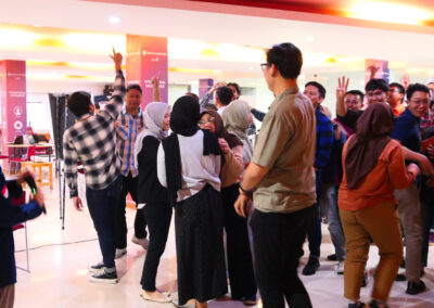 Thanks Card After Training Smart Presentation with Data Visualization (PT Traktor Nusantara) 8