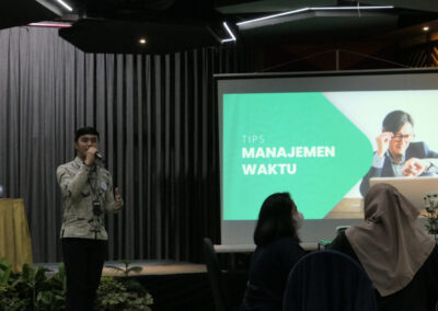 Thank You Card for PT Meratus Line (Training Data Visualization for Business Presentation Batch 6) 8