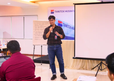 Thanks Card After Training Smart Presentation with Data Visualization (PT Traktor Nusantara) 6