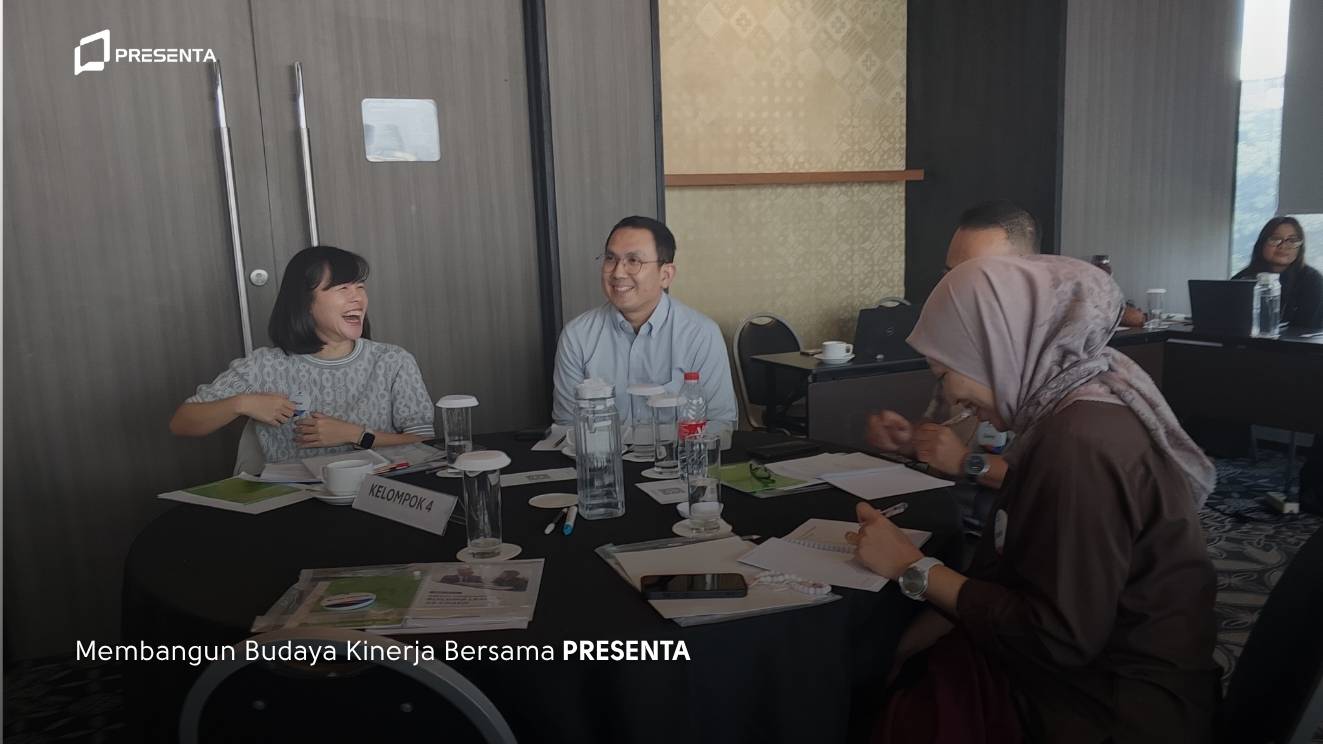 Membangun Budaya Kinerja Bersama PRESENTA