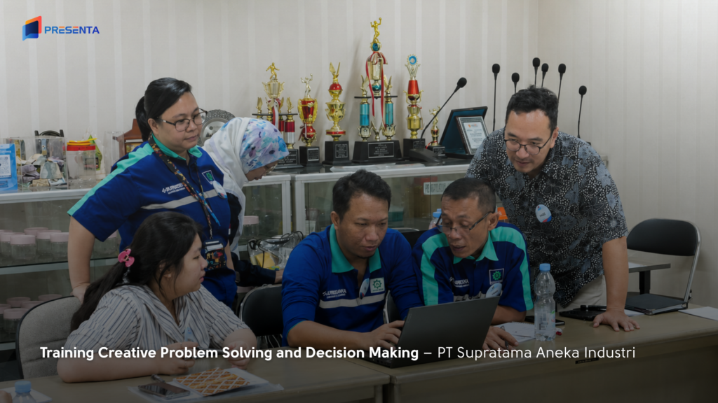 Memperkuat Kolaborasi dan Komunikasi Antar Tim dengan Training Problem Solving PRESENTA
