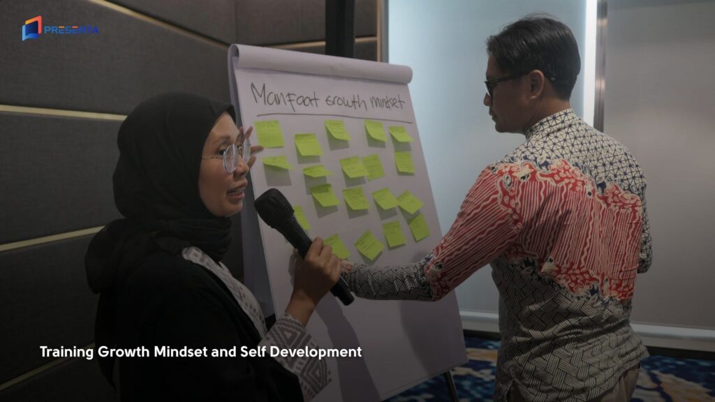 Apa Itu Training Growth Mindset? Definisi, Tujuan, Manfaat, Metode, dan Implementasinya 2 Metode yang Digunakan dalam Training Growth Mindset PRESENTA