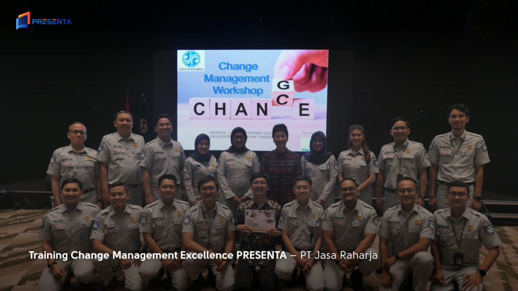  PRESENTA Sebagai Vendor Training Change Management
