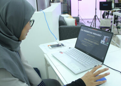 Pelatihan Online Smart Presentation Skill PT Bank Syariah Mandiri Batch 2 - Jakarta 8