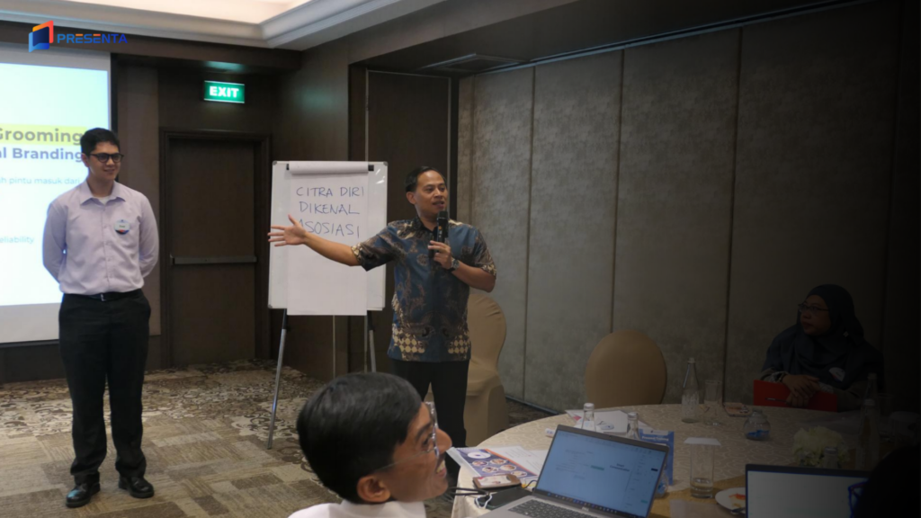 Pelatihan SDM Strategis Bersama PRESENTA