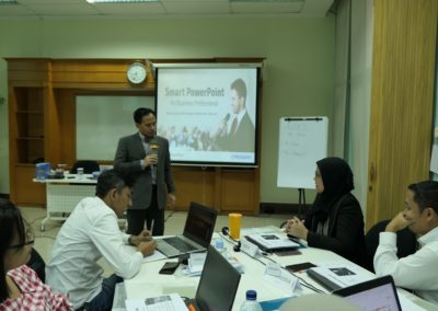 Pelatihan Smart Powerpoint for Business Professional PT Bank Negara Indonesia (BNI) Batch 1 3