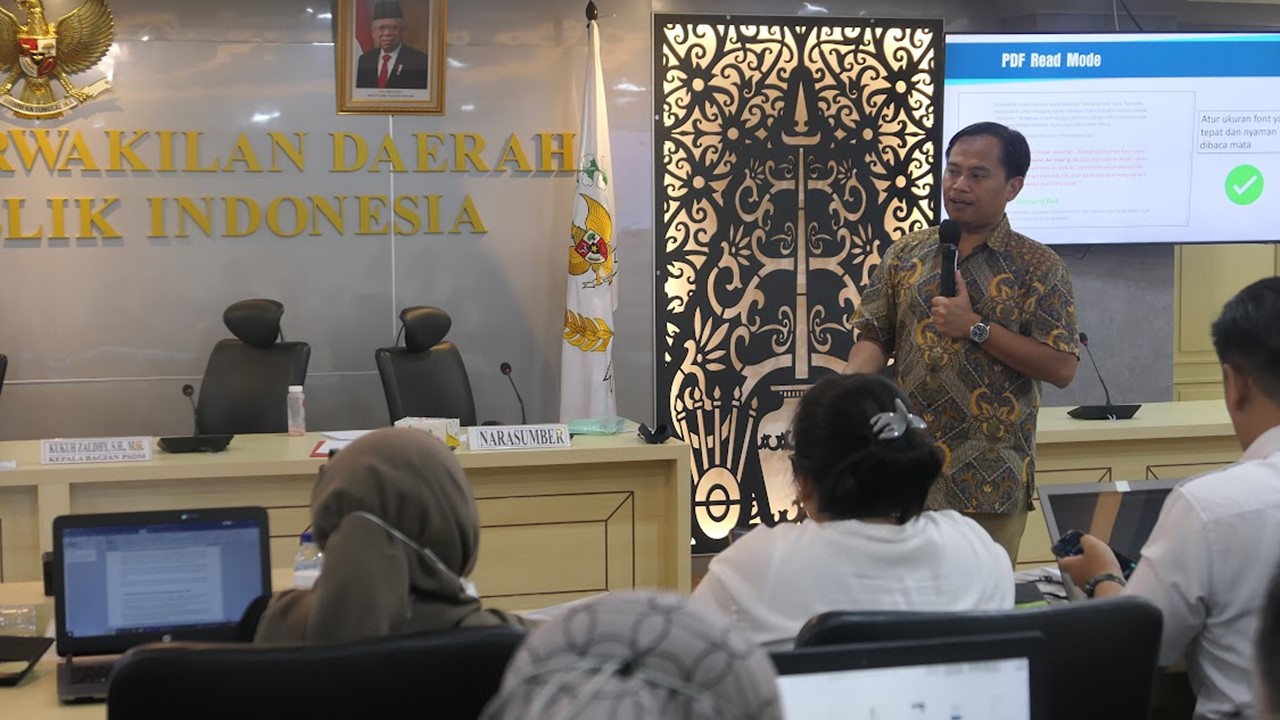 trainer presentasi bisnis indonesia 1