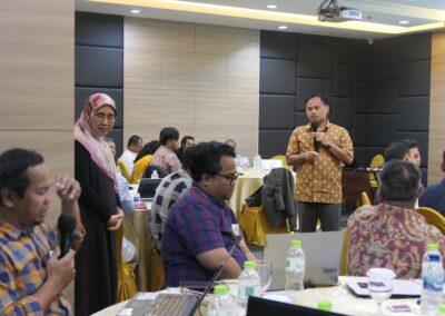 Pelatihan Smart Presentation Skill - PT Perusahaan Listrik Negara batch 3 8