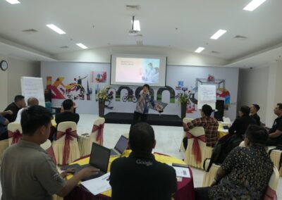 Training Building People Manager Capability - PT Indosat Ooredoo Hutchison 10