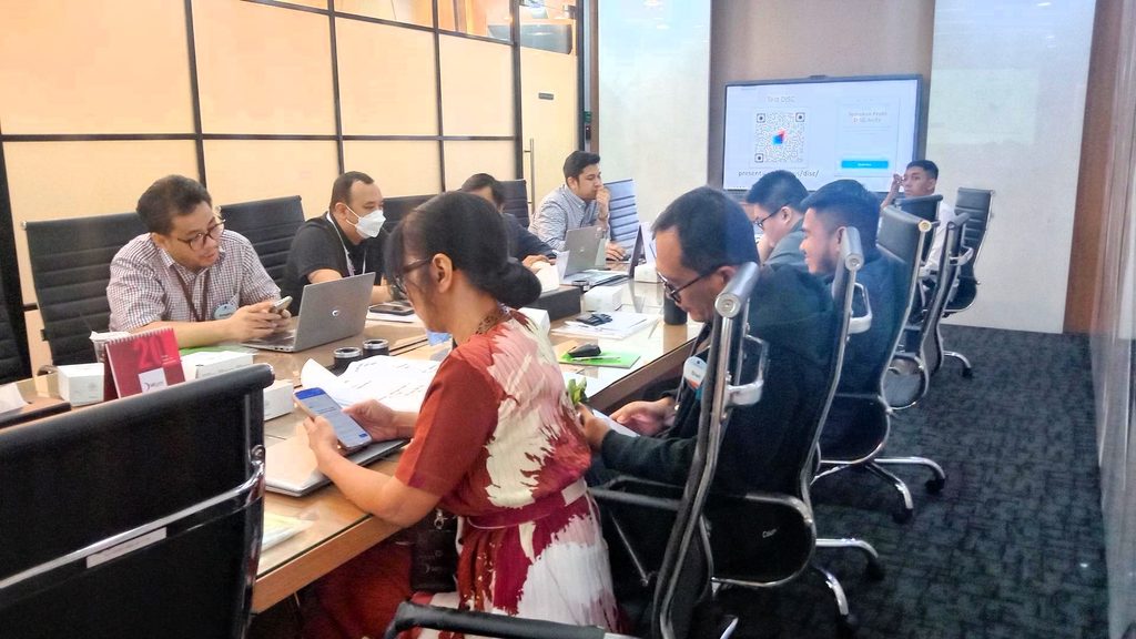 Training Customer Focus – PT PEFINDO Biro Kredit Batch 2 10 Training Customer Focus – PT PEFINDO Biro Kredit Batch 2 8