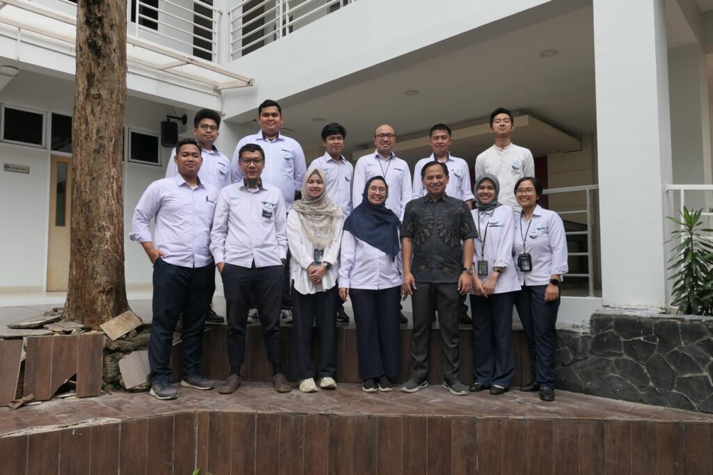Foto bersama trainer