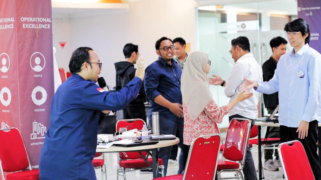 Training Data Visualization for Business Presentation – PT Traktor Nusantara 5