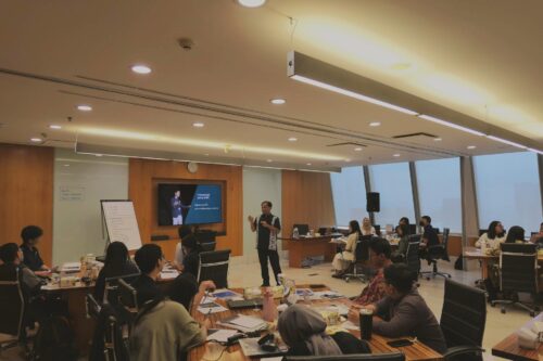 Training Effective Communication with Data - Ciputra Group 2