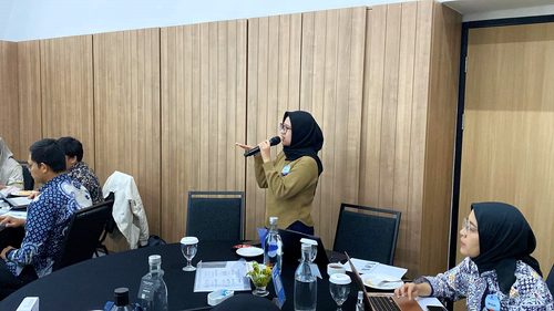 Training Effective Presentation with Data - Badan Pengaturan Badan Usaha Milik Negara (BP BUMN) 6