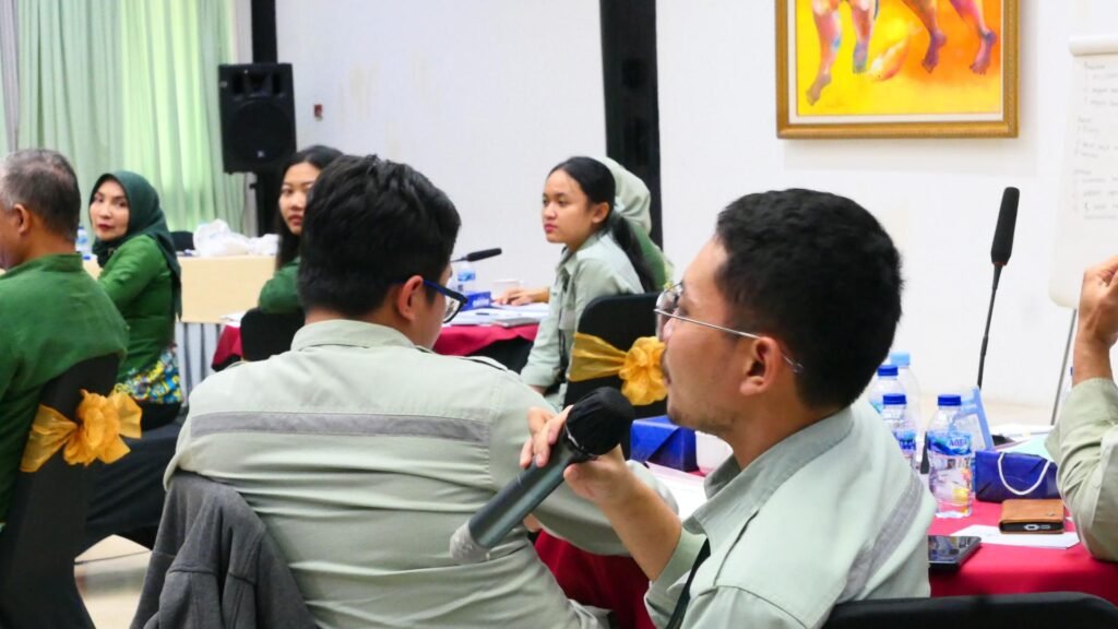 Tanya Jawab peserta dengan trainer