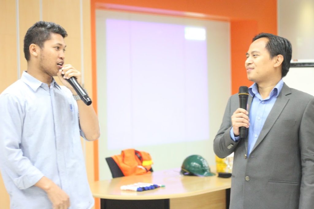 Training Komunikasi Bisnis Jakarta