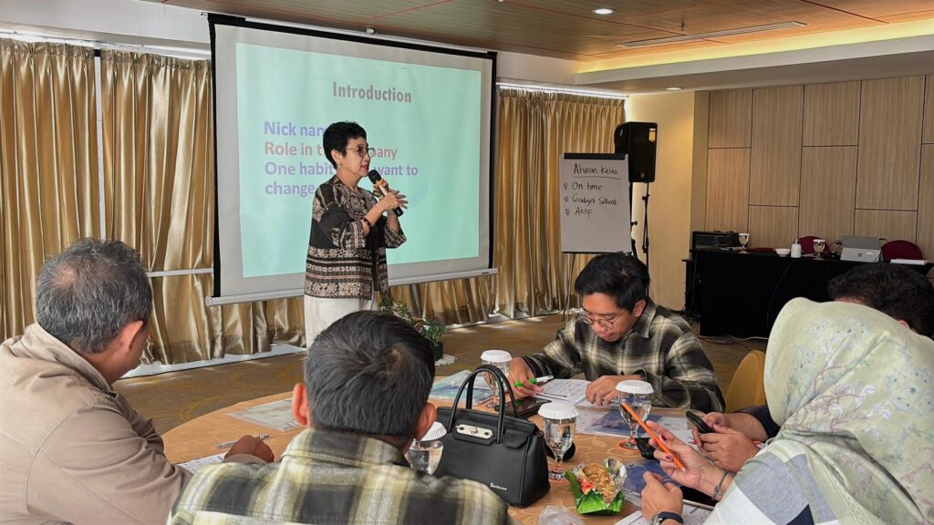 Training Personal Effectiveness Leadership Batch 2 - PT Kaltim Parna Industri 4 Training Personal Effectiveness Leadership Batch 2 - PT Kaltim Parna Industri 3