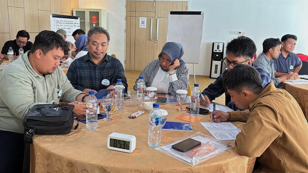 Training Personal Effectiveness Leadership Batch 2 - PT Kaltim Parna Industri 6 Training Personal Effectiveness Leadership Batch 2 - PT Kaltim Parna Industri 5