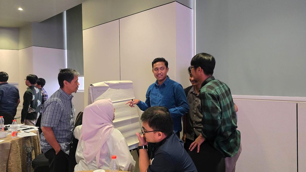 Training Personal Effectiveness Leadership Batch 3 - PT Kaltim Parna Industri 8 Training Personal Effectiveness Leadership Batch 3 - PT Kaltim Parna Industri 7