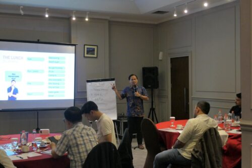 Penyampaian materi yang interaktif oleh trainer