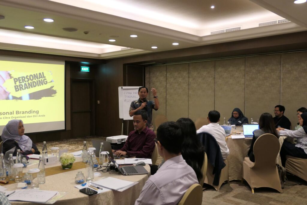Training Smart Communication & Personal Branding at Work - Kliring Penjaminan Efek Indonesia (KPEI) Batch 3 2
