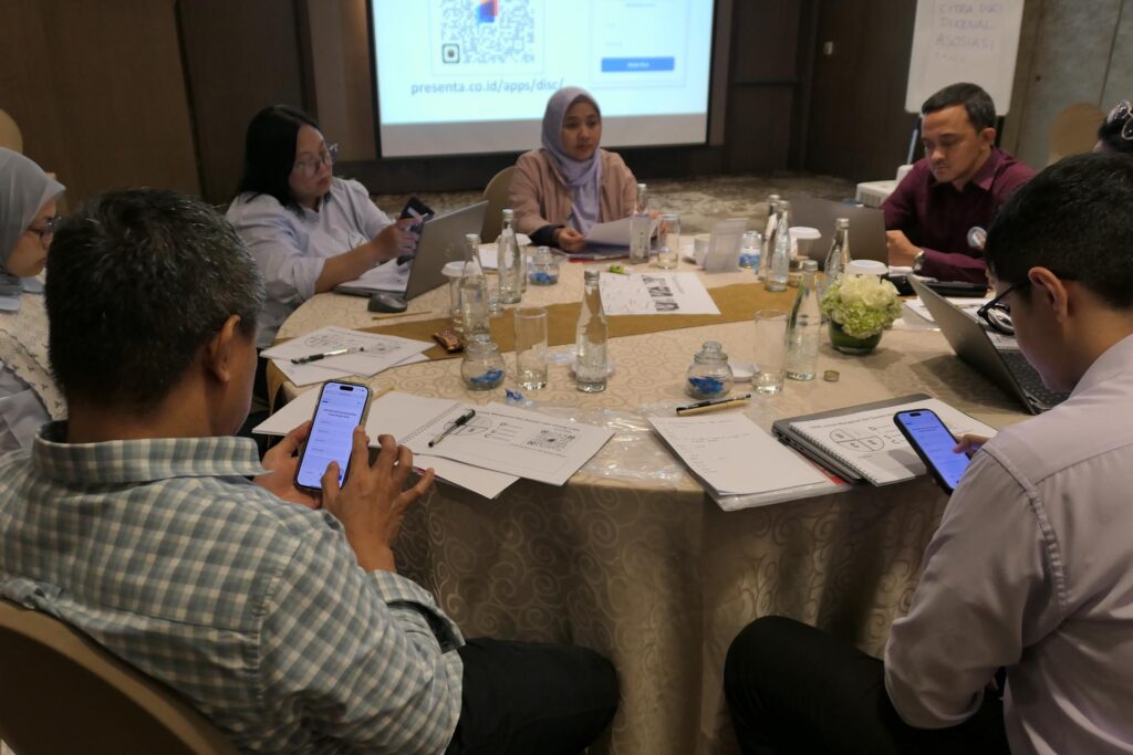 Training Smart Communication & Personal Branding at Work - Kliring Penjaminan Efek Indonesia (KPEI) Batch 3 9