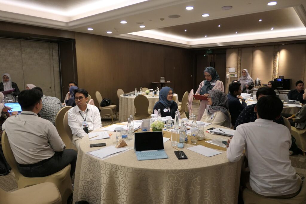 Training Smart Communication & Personal Branding at Work - Kliring Penjaminan Efek Indonesia (KPEI) Batch 3 8