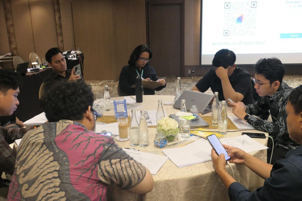 Training Smart Communication & Personal Branding at Work - Kliring Penjaminan Efek Indonesia (KPEI) Batch 4 9