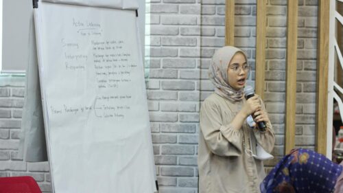 Presentasi peserta terkait tugas active listening