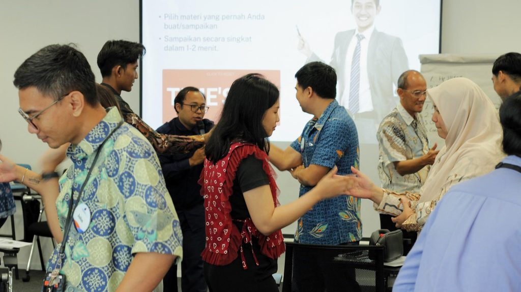 Training Smart Presentation with Pyramid Principle – PT Asuransi Umum MoneeInsure 2