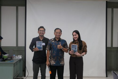 Peserta terbaik training Smart Presentation