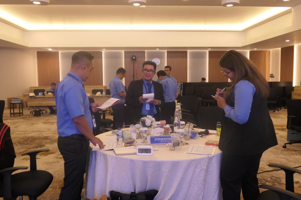 Memahami 4 Perbedaan Corporate Training, Workshop, dan Seminar: Mana yang Cocok untuk Tim Kamu? 1