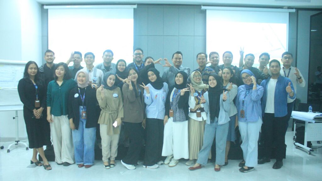 Foto bersama trainer