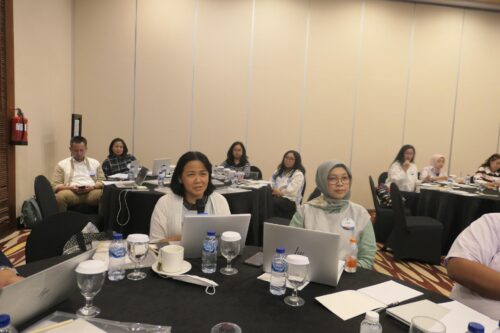 Tanya jawab peserta dengan trainer