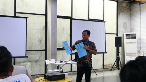 Pelatihan Training for Trainers - MAKA Group Kopi Tuku 5 Pemaparan alat bantu training oleh trainer
