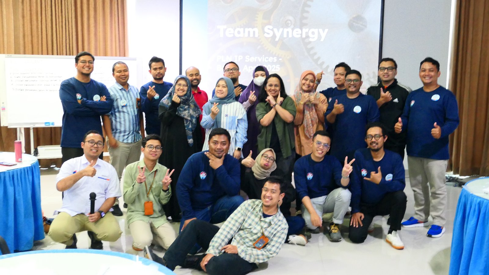 Training Team Building Indonesia training team building indoor indonesia 1