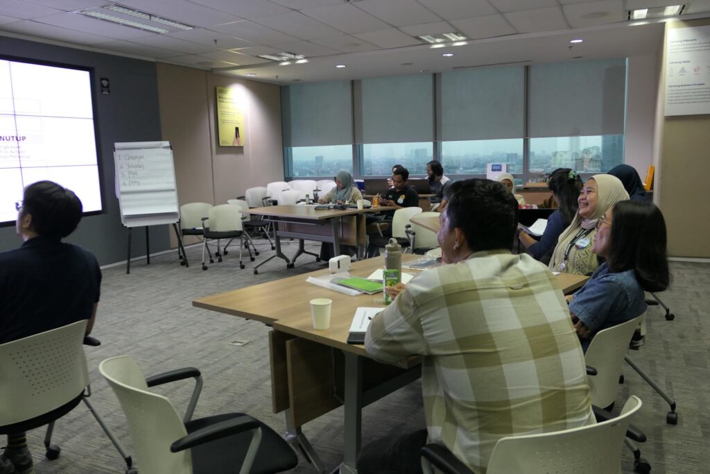 Suasana kuliah interaktif peserta training