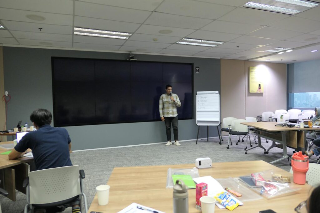 Lanjutan praktik delivery presentasi