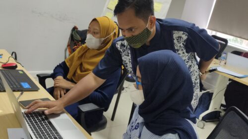 Pelatihan Offline Smart Presentation Skill - PT Pendidikan Maritim dan Logistik Indonesia 1