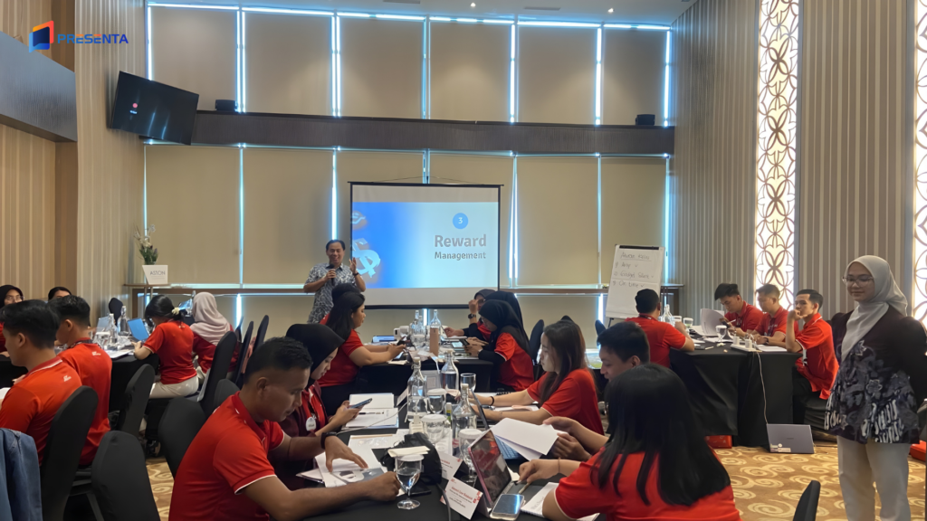 menyusun strategi learning & development dengan PRESENTA