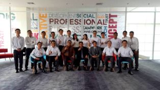 slider komunikasi efektif